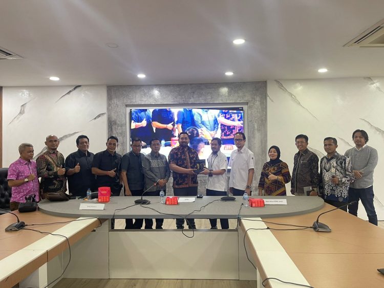 Waka DPRD Pinto Bersama Pansus I DPRD Datangi Kemenkominfo RI Dorong Penambah Tower/ Foto: Juanda