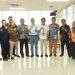 Plt Dirut Bank Jambi Khairul Suhairi ditunjuk sebagai Plt Ketua Umum Forum TJSLBU Provinsi Jambi yang baru dalam Rapat internal Forum TJSLBU. Foto: Humas Bank Jambi