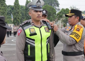 Kapolres Tebo Pimpin Apel Gelar Pasukan Operasi Zebra 2023/ (Foto: Humas Polres Tebo)