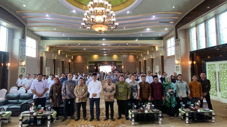 Pencanangan Edukasi dan Literasi Pasar Modal Kepada 1.000 ASN dan Pelunncuran Program Siginjai/ Foto: Humas OJK