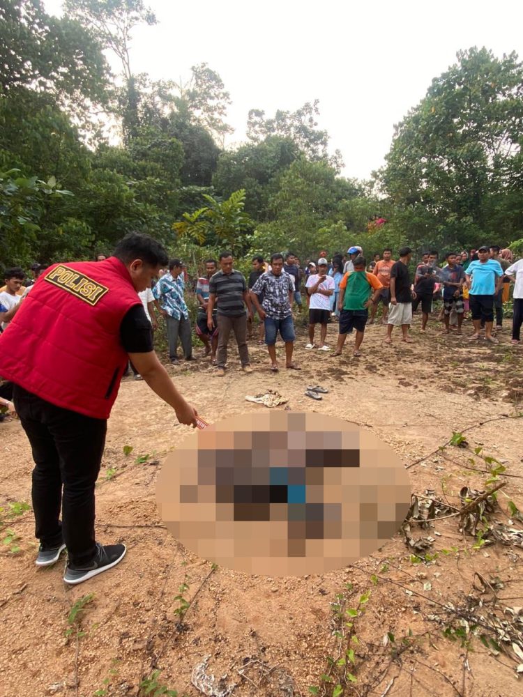 Seorang ibu muda di Bangko berinisial SPH (26) ditemuakan tewas/ Foto: Mhd/ampar