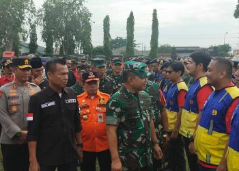 Kasad Dudung Pantau Penanganan Karhutla di Jambi/ (Foto: Mellli/Ampar)