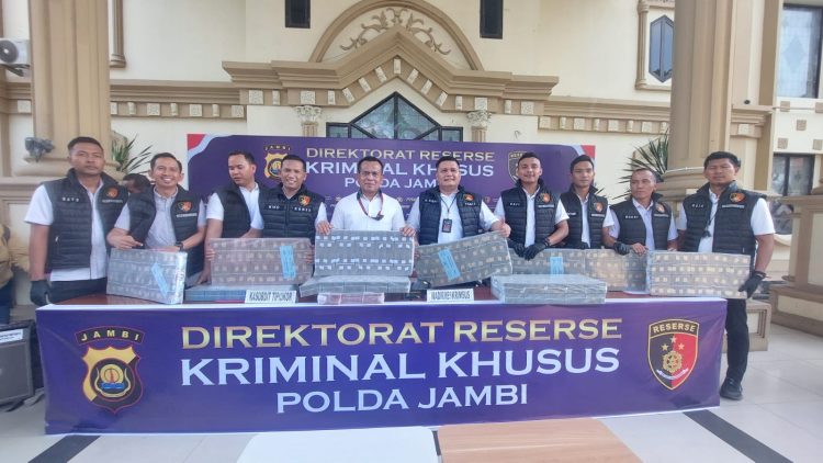 Polisi Tetapkan 5 Tersangka Korupsi Pelindo, Kerugian Negara Capai Rp 3,9 Miliar/ (Foto: Mhd/ampar)