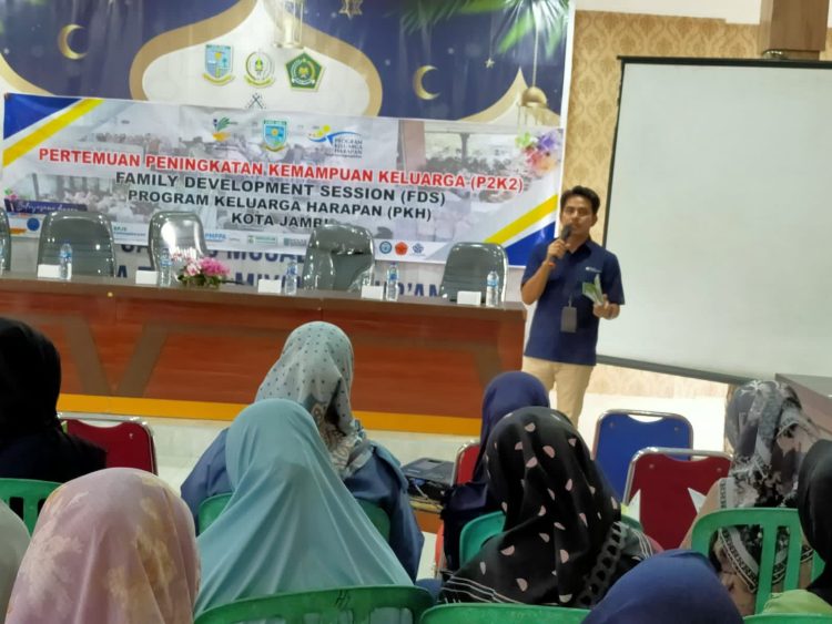 BPJS Ketenagakerjaan Sosialisasikan Program PKH di Kecamatan Jelutung/ (foto: Aln)