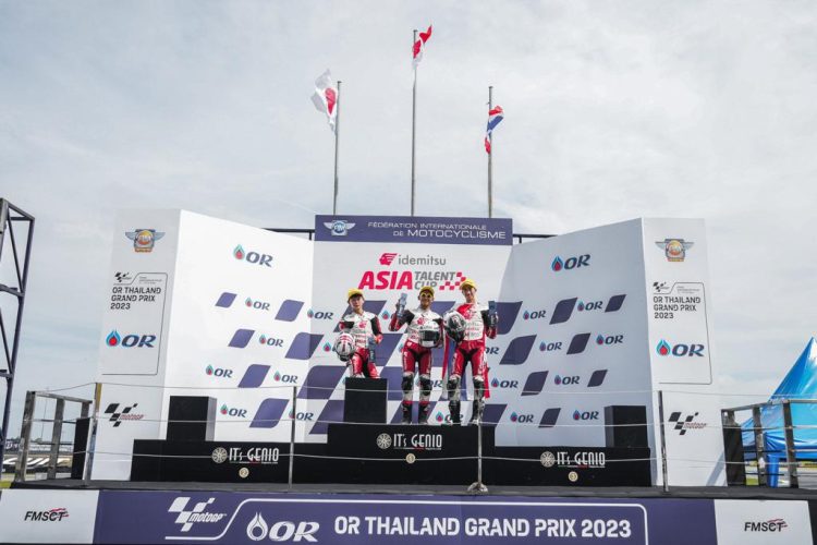 Pebalap Astra Honda Kembali Bikin Indonesia Raya Bergema di Kejuaraan Balap Asia
/ Foto: Ajeng