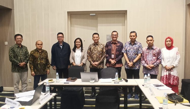 Kadis Kominfo Ariansyah Pimpin Presentasi Uji Publik Monev KIP Tahun 2023/ Foto: Khairul/Kominfo