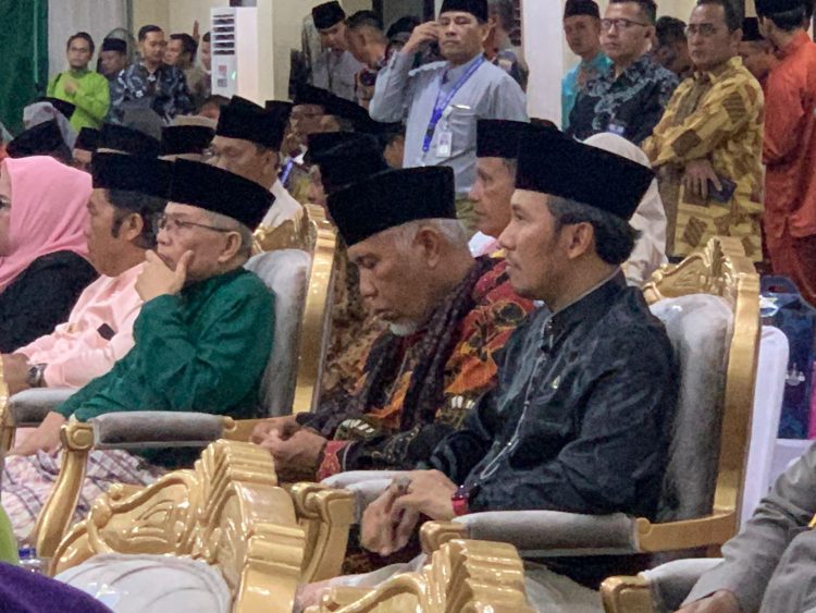 Ketua DPRD Provinsi Jambi, Edi Purwanto saat Hadiri Penutupan STQH Nasional, Foto: Adrian