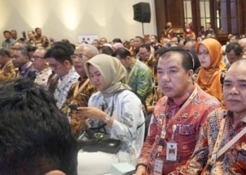 Pj Bupati Merangin H Mukti Ikuti Rakornas Pengadaan 2023 i Ballroom Bidakara Hotel Jakarta, Selasa (07/11). Foto: Teguh