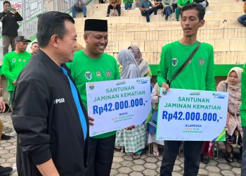 Lima Ahli Waris Program BKBK di Batanghari Terima Santunan/ Foto: Tanti