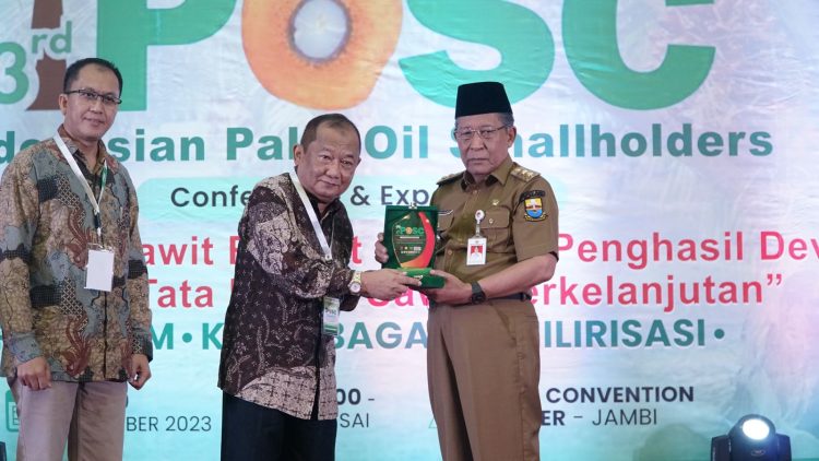 Wagub Sani: Perkebunan Kelapa Sawit Miliki Peran Strategis Bagi Pembangunan Jambi/ Foto: Khairul/kominfo