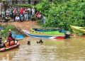 Tim SAR Jambi mencari Pria Tenggelam Saat Mencari Besi Rongsokan di Sungai Batanghari/ (foto: Lutfi)