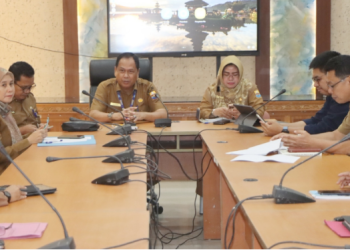 Syamsurizal pimpin rapat persiapan PPDB tahun 2024, Senin (29/1) (Foto: Nda/Ampar)