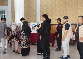 KPU Sarolangun Gelar Simulasi Tungsura
/ (Foto: fdn/Ampar)