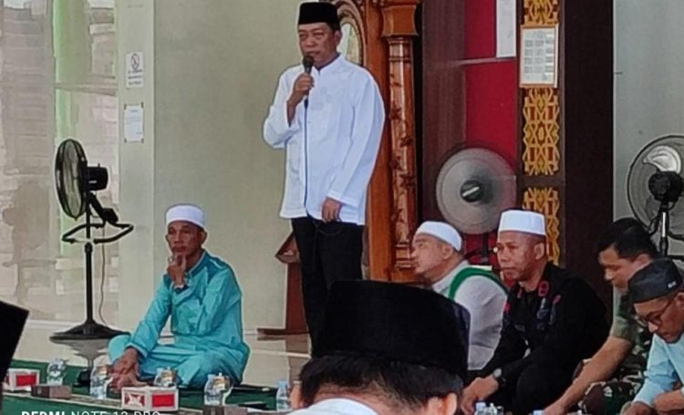 Pengajian ASN, Sekda Merangin Berikan Quis Berhadiah/ (Foto: Teguh)