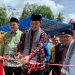 Edi Purwanto Potong Pita Peresmian Masjid Raya Baiturahim di Bungo/ (Foto: Hadian)