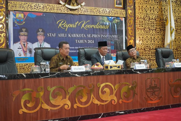 Abdullah Sani Harap Rakor Staf Ahli Jadi Media Wujudkan Kesejahteraan Masyarakat/ (foto: lan/ampar)