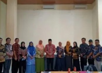 Beri Akses, Kepala DPK Provinsi Bengkulu Mendorong Mahasiswa Untuk Penelitian Arsip Daerah di Perpustakaan/ (Foto: diky/ampar)