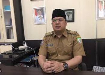 Kepala Dinas, H. Meri Sasdi, M.Pd/ (foto:Diky/ampar)