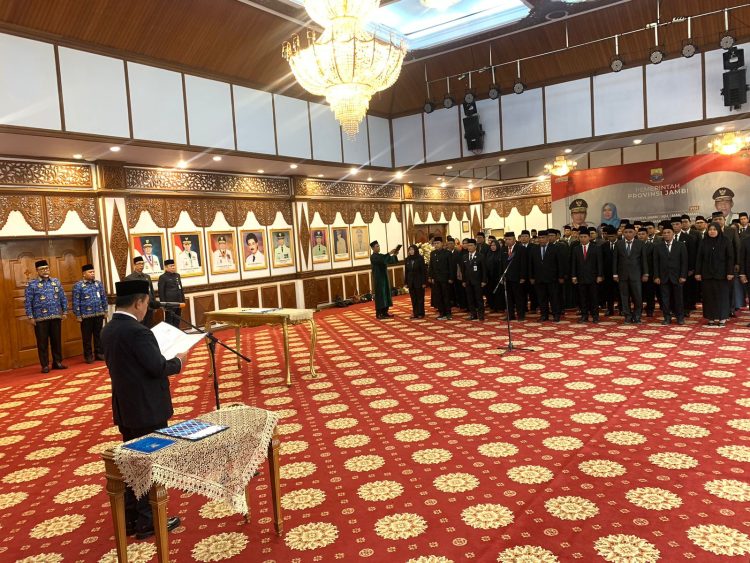 Gubernur Jambi Lantik 117 Pejabat Eselon III dan IV/ (foto: Alan/Ampar)
