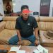 Tsk Lesang (48) saat diamankan polisi/ (Foto: Mhd/ampar)