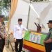 Pj Bupati Merangin Resmikan Tugu Garuda Putih di Desa Salam Buku/ (Foto: Teguh)