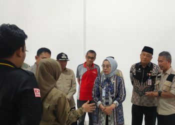 Pasca Pencoblosan, Pj Walikota Jmabi Tinjau Tempat Penyimpanan Logistik Pemilu/ (foto: melli/ampar)