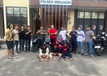 2 Pelaku Curanmor Sudah saat diamankan Polres Merangin/ (foto: Mhd/ampar)