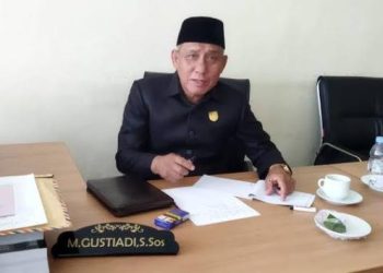 Edi Tiger dalam pernyataannya di ruang Komisi IV DPRD Provinsi Bengkulu pada Senin (29/1/24)/ (foto: Dky/ampar)