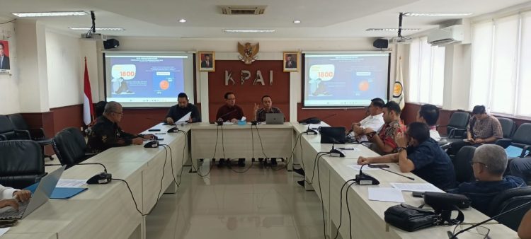 Rumuskan Kebijakan Perlindungan Anak, Komisi IV DPRD Jambi Konsultasi ke KPAI/ Foto: Hadian