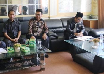 Pansus II DPRD Dhamasraya dan DPRD Tanjabtim Konsultasi Tentang Penghapusan Piutang PBB P2 yang Kadarluwarsa/ Foto: Ampar