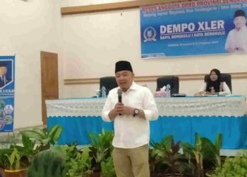 Ketua Komisi I DPRD Provinsi Bengkulu, Dempo Xler saat Gelar Reses. (Foto: Dky/Ampar)