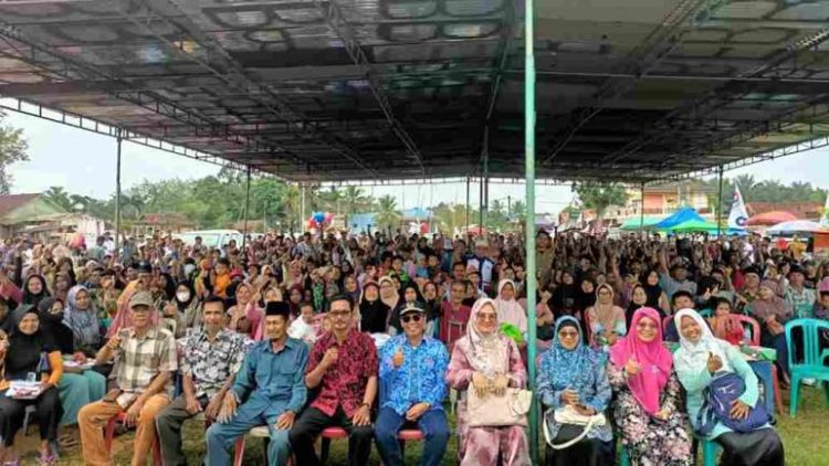 Anggota DPRD Provinsi Bengkulu Yurman Hamedi saat Reses di Kecamatan Marga Sakti Sebelat. (Foto: Dky/Ampar)