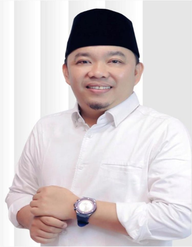 Ketua Komisi I Dempo Xler Buktikan Dedikasi dan Integritasnya Dalam Memimpin. (Foto: Dky/Ampar)