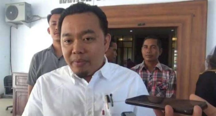 Ketua Komisi I Dempo Xler Ungkap Kendala Yang Menghambat Proses Hibah Eks STQ Ke Uinfas. (Foto: Dky/Ampar)