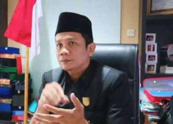 Ketua Komisi II DPRD Jonaidi Desak Pemda Segera Salurkan Bantuan Beras Cadangan. (Foto: Dky/Ampar)