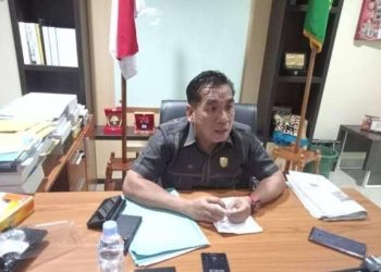 Ketua Komisi I Edwar Samsi Desak Aparat Penegak Hukum Segera Proses Laporan PDSS. (Foto: Dky/Ampar)