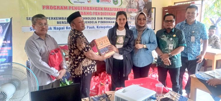 Gandeng JPN Lakukan Seminar Perkembangan Tekhnologi dan Pengaruh Gadget Bagi Anak/ (Foto: Tania)