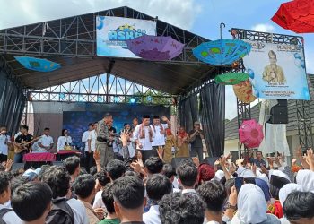 Gubernur Jambi Meriahkan Aska HUT ke-33 SMAN 2 Muarojambi/ Foto: Ampar