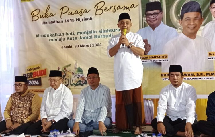 DPD Partai Golkar Kota Jambi menggelar kegiatan Buka Puasa Bersama dan memberikan santunan kepada anak-anak dari Panti Asuhan Baiturrahman, Sabtu (30/03/2024)/ Foto: Bahra