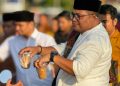 DPD Golkar Merangin Bagikan Takjil Gratis ke Masyarakat/ Foto: ton