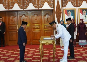 Gubernur Jambi Lantik Varial Adhi Putra Jadi PJ Bupati Tebo/ Foto: ampar