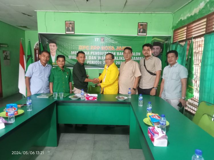 Calon Kuat Walikot Jambi Budi Setiawan Ambil Formulir di PPP/ Foto: MC Budi