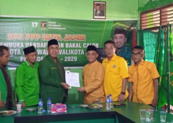 Budi Setiawan Bacawako Jambi Resmi Mendaftar ke PPP(foto: MC)