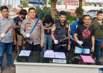 Polisi Amankan Berandalan Bermotor yang Hendak Tawuran Bawa Sajam/ (foto: mhd-ampar)