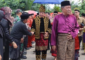 Mukti Diberi Gelar Adat Datuk Setio Dirajo oleh Masyarakat Kecamatan Tabir Ulu/ Foto: Teguh