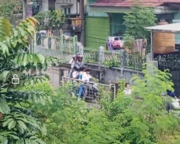 Aksi tawuran antar pelajar kembali terjadi di Kota Jambi/ Foto: mhd-ampar