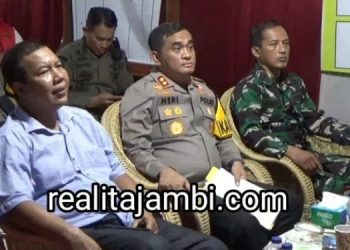 Romi Ikuti Video Conference Bersama Kapolda Jambi/ Foto: realitajambi