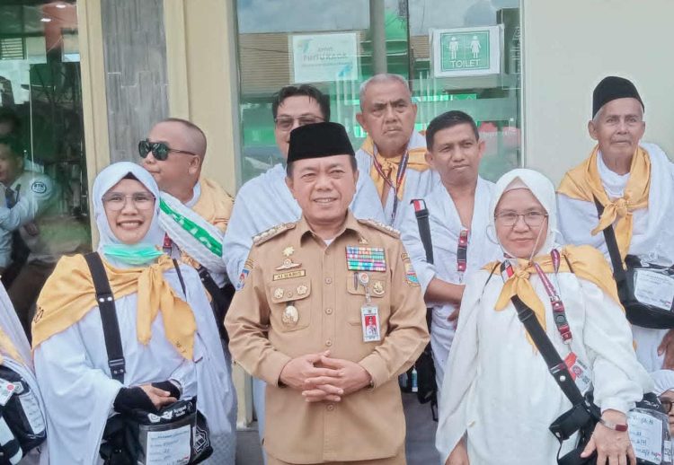 Gubernur Jambi: Jamaah Haji Jangan Banyak Main HP