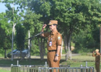 Pj Bupati Raden Najmi Pimpin Apel Perdana Bersama ASN Usai Dilantik 27 Mei 2024