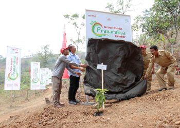 AHM Raih Penghargaan CSR Terbaik di Tanah Air